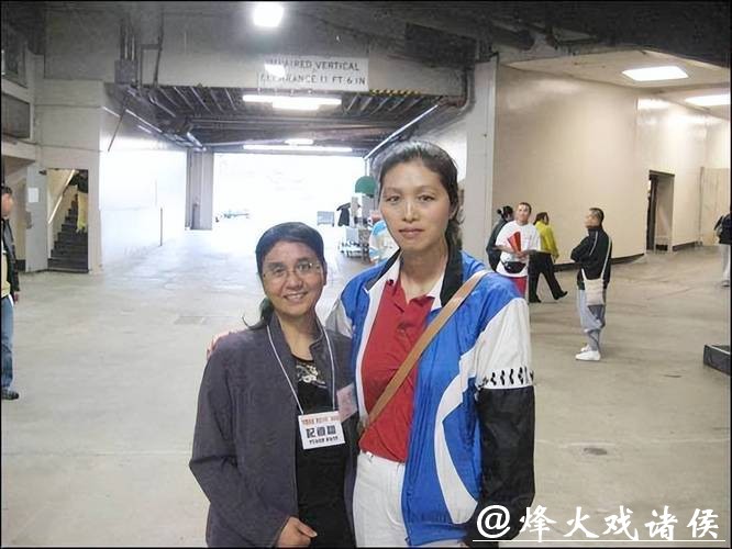 庄泳也没想到,同为五朵金花的王晓红,如今在美国已是大富婆 庄泳也没想到,同为五朵金花的王晓红,如今在美国已是大富婆